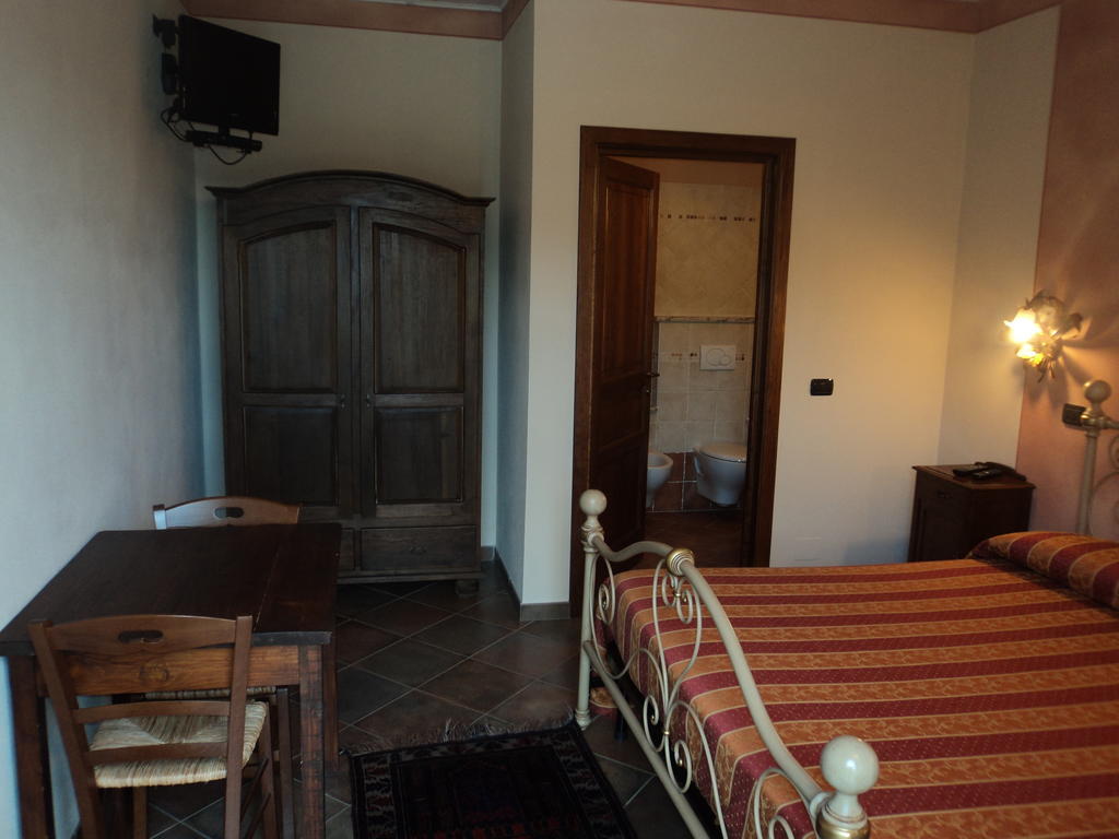 Bauernhof Cascina L'arche Santo Stefano Belbo